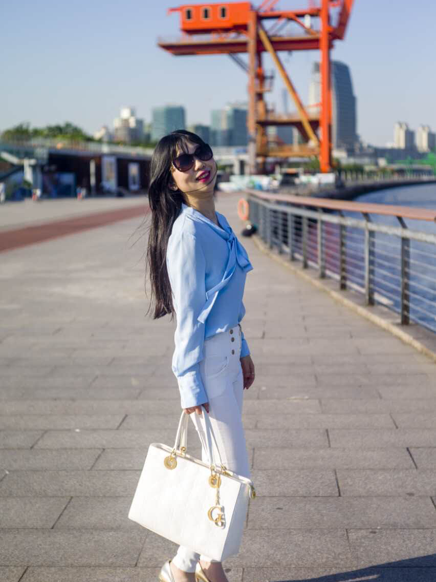 职场穿着与通勤穿搭有什么区别,上班穿衣服有讲究吗