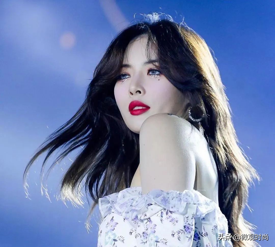 脸上有很多痣但是很好看的女生,脸上哪里有痣显好看