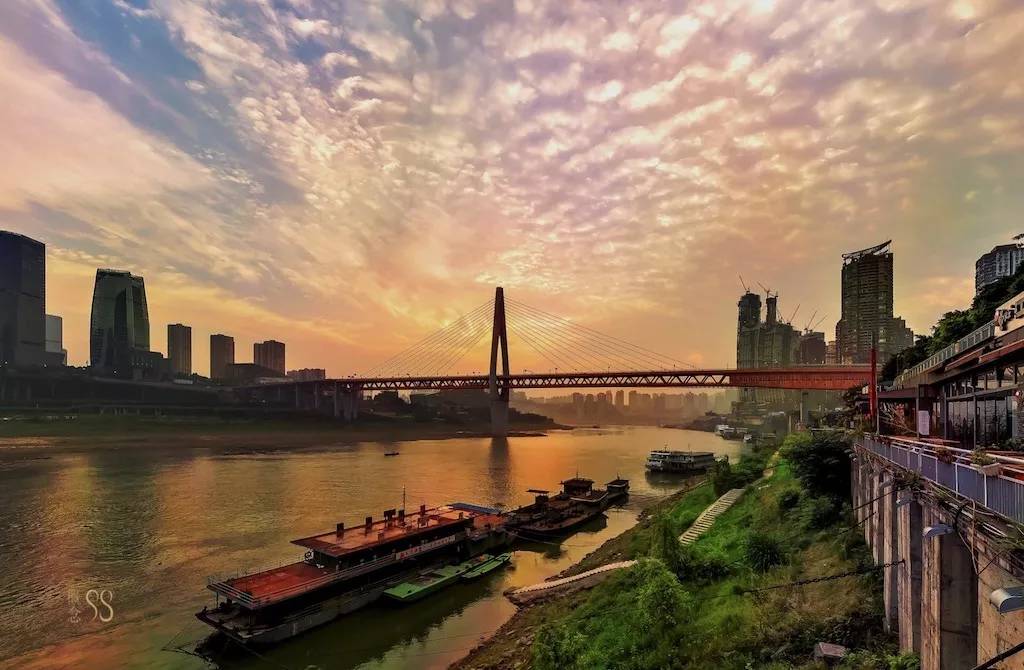 这间“咖啡馆”,记录着重庆最潮流的生活