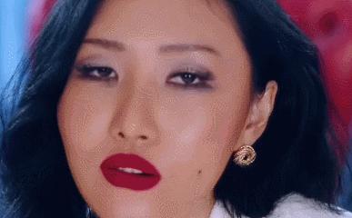 逼女明星脱内衣的节目，还要脸吗