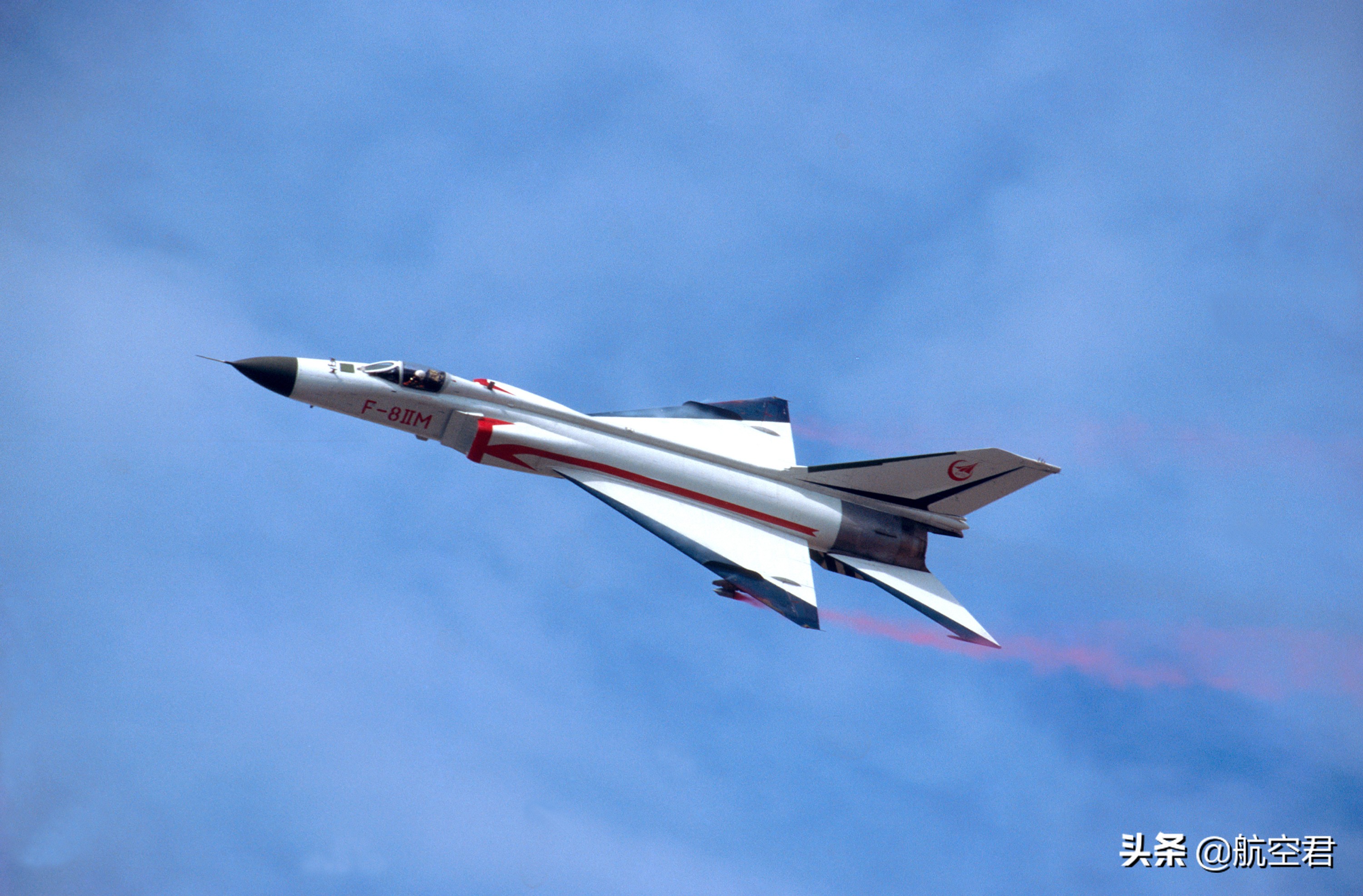 我与祖国共成长,从拍飞机的摄影器材一撇生活品质的迅速提高