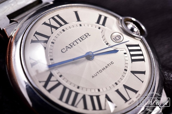 卡地亚蓝气球系列腕表性价比,卡地亚蓝气球w69012z4回收多少钱