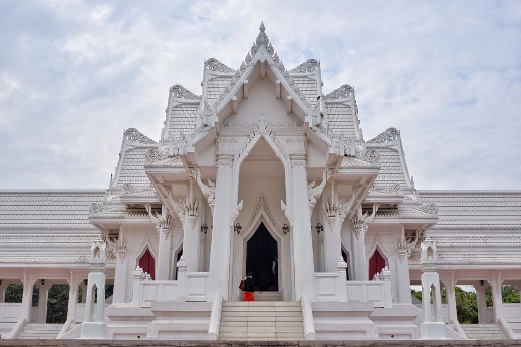 坐公交出国,坐公交可以环游中国么