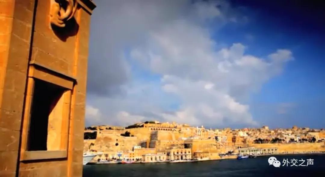 马耳他驻华大使卓嘉鹰元宵读诗祈愿：但你的灵与肉坚不可摧