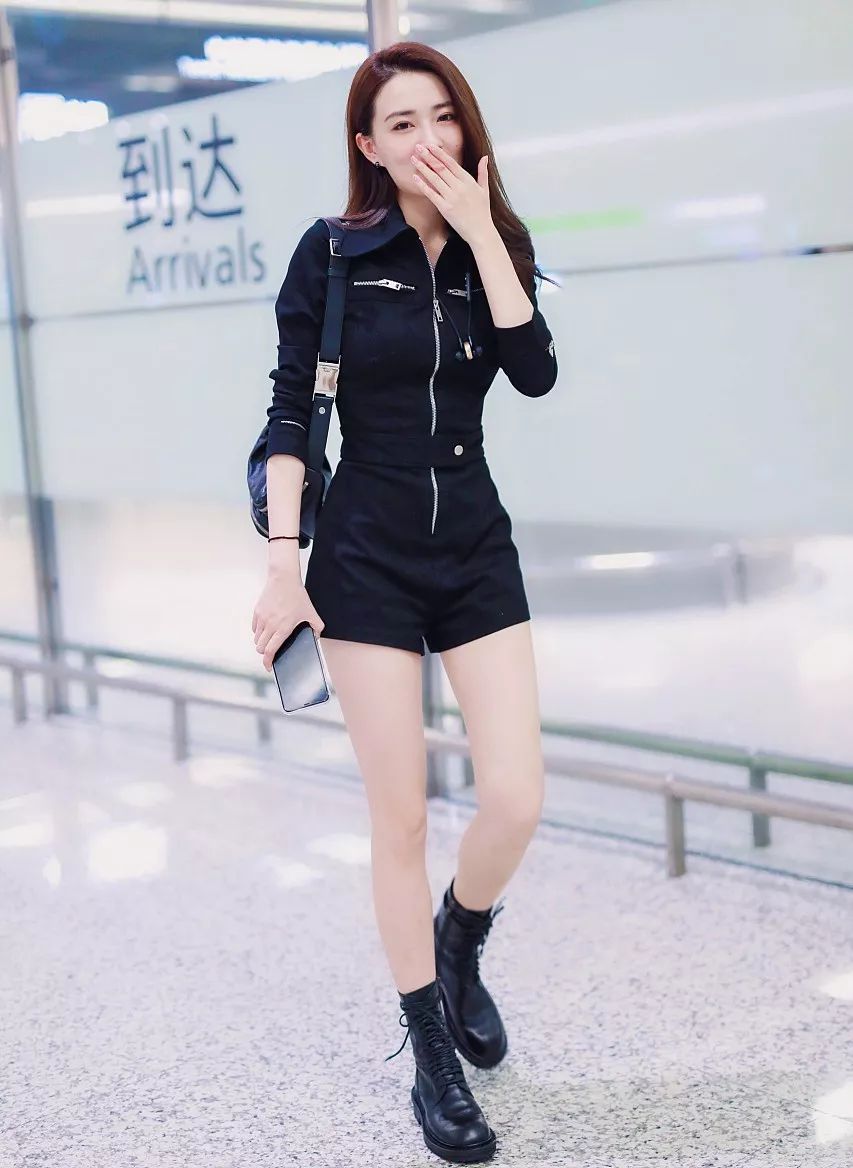 女明星夏季清爽干净穿搭,女明星穿着很清新