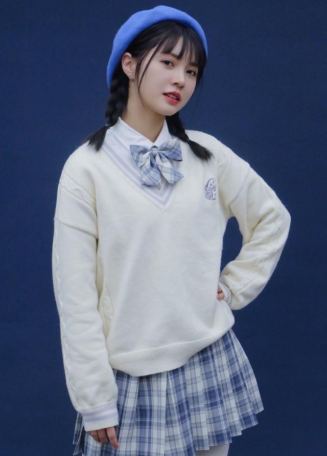 一款比较减龄修饰脸型的发型,脸大脸圆今年流行什么发型