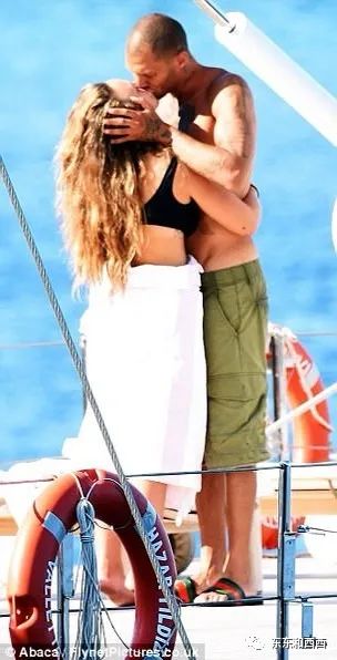 渣男遇上渣女谁赢,渣男遇到渣女暧昧