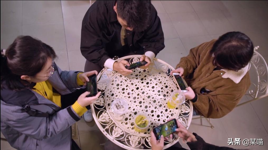 英魂之刃光明皇帝装备,英魂之刃光明削弱用什么装备