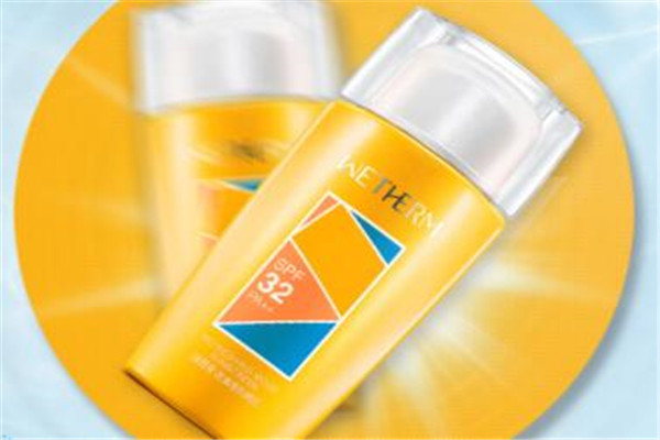 香蒲丽防晒霜和ahc防晒霜哪个油腻,防晒霜哪个牌子的防晒效果好平价