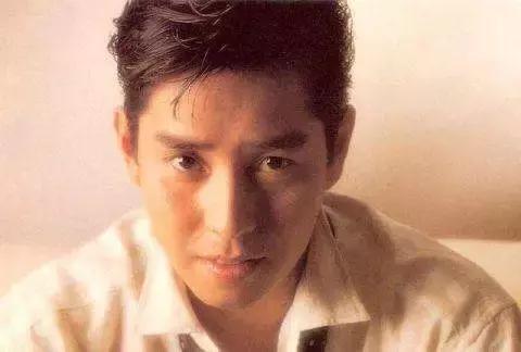 一首17岁歌曲,十七岁歌曲香港