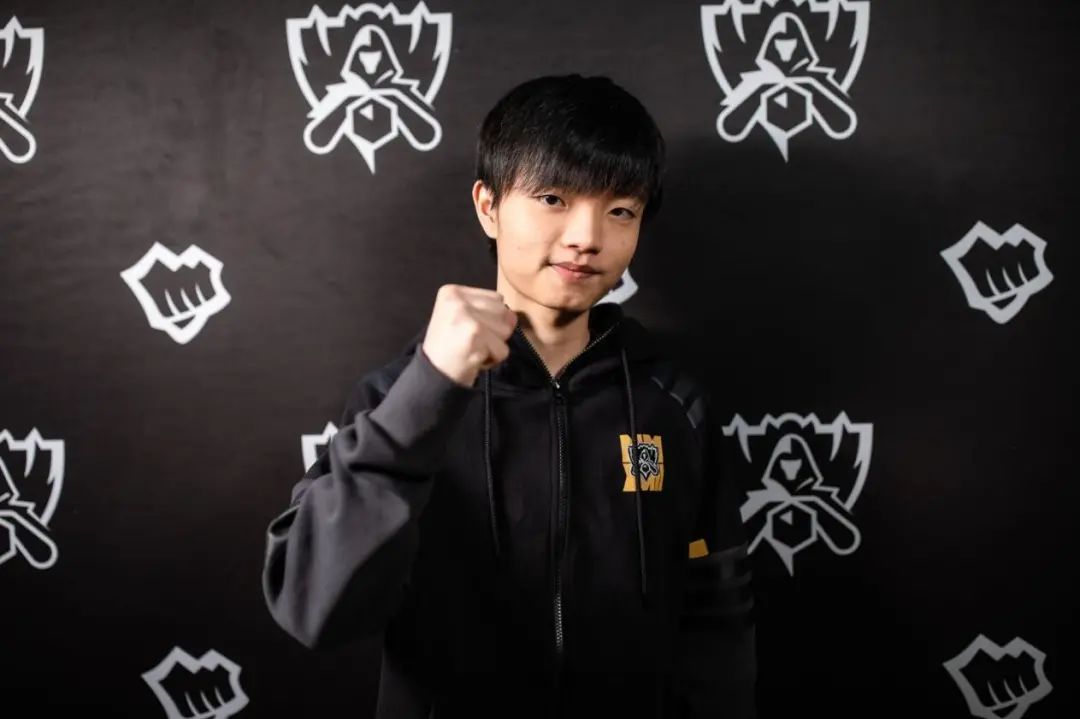 前YM教练骗走1000万跑路?其父卖房还债称:恨的牙都疼