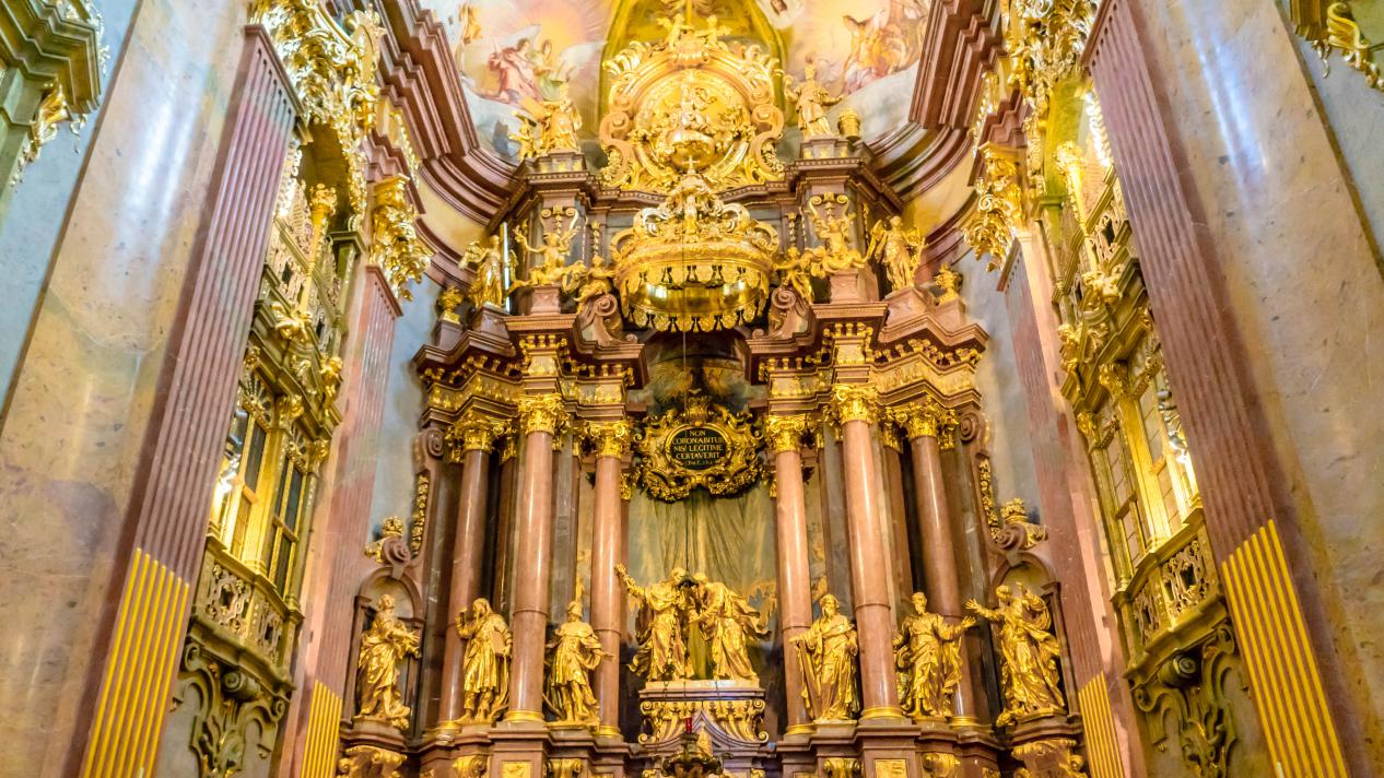 最美十大修道院,世界著名修道院合集