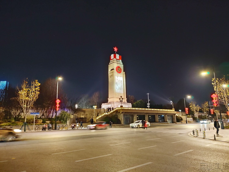 摩托罗拉edges和骁龙865,摩托罗拉edgex30首发骁龙8