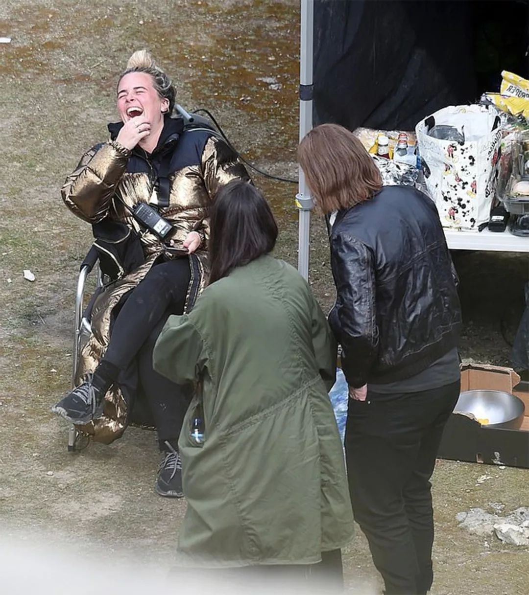 年轻时的贝克汉姆西装打扮,贝克汉姆小七穿凉鞋