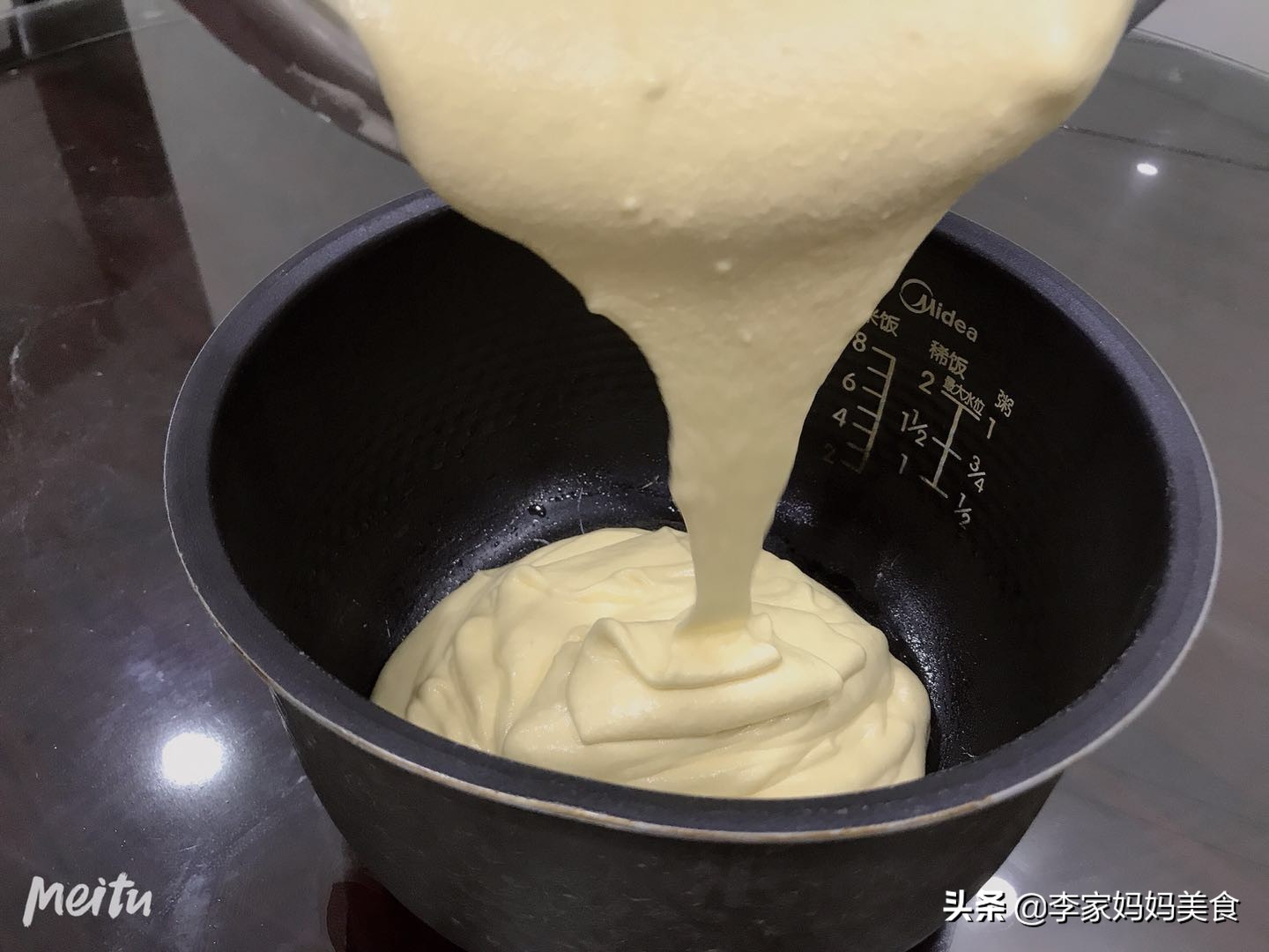 不用电饭煲做的蛋糕不塌陷,蛋糕不塌不回缩的诀窍电饭煲