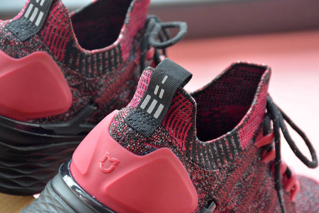 米家运动鞋4代和3代有什么区别,米家云弹运动鞋