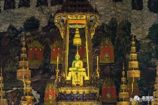 泰国供奉的“镇国玉佛”，背后竟是泰国与老挝间一场古怪的战争？