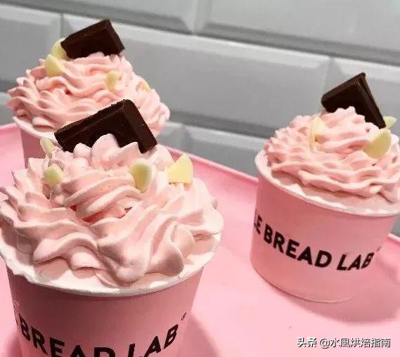 不用去韩国排队,也能吃到火爆的ins的LeBreakLab草莓蛋糕卷