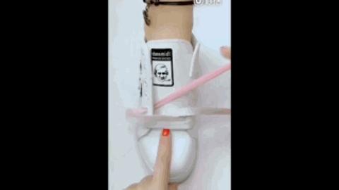 怎么系鞋带才能让鞋带系得更紧实 (教你如何系鞋带最全鞋带穿孔技巧)