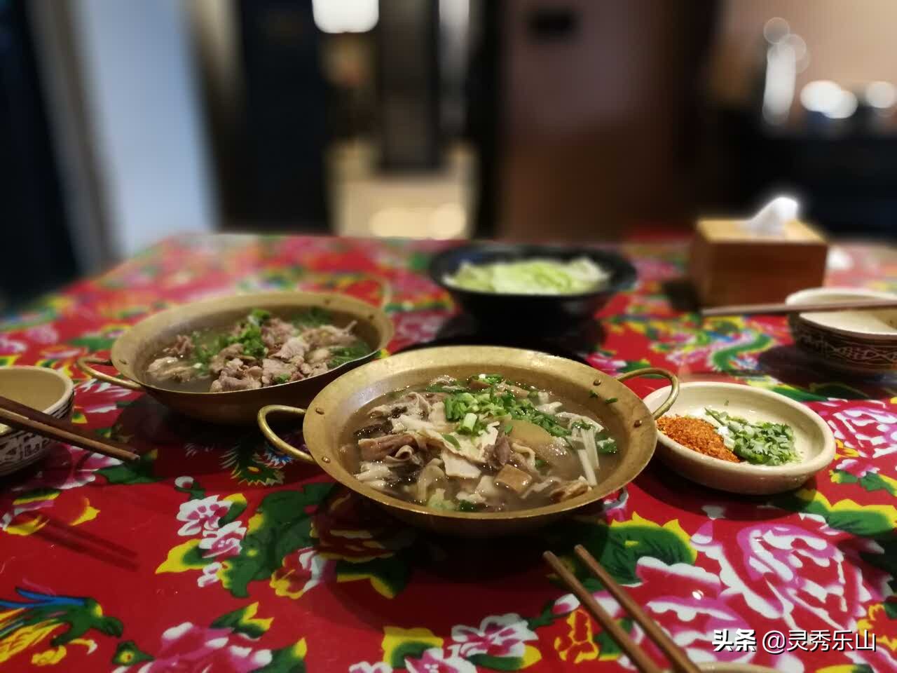 乐山最文化的古镇,乐山苏稽古镇跷脚牛肉的来历