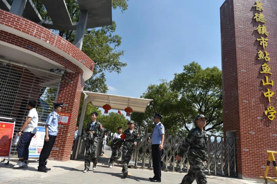 为人民办实事的警察高光时刻,民警为群众办实事典型经验材料