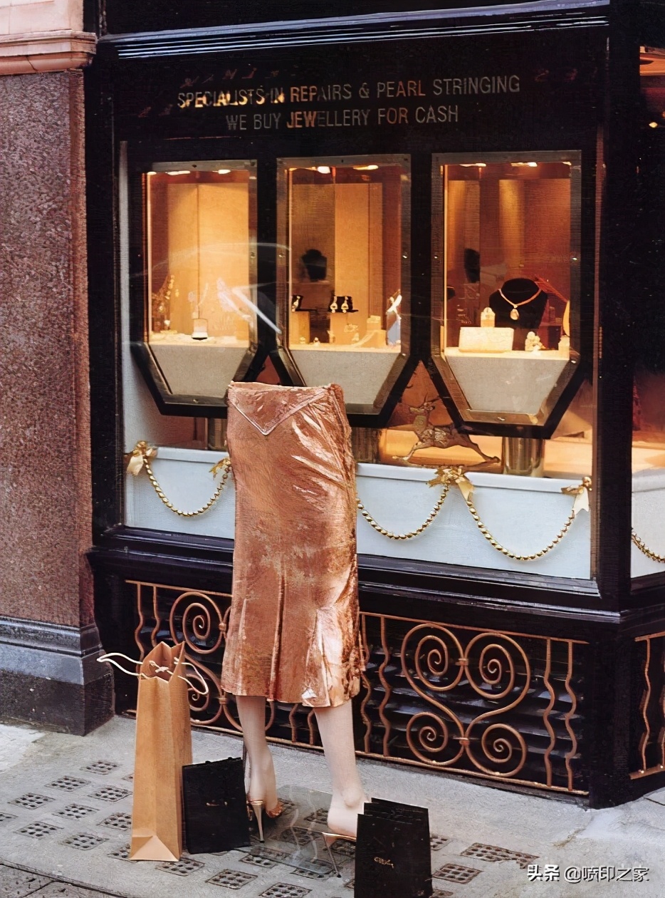 吸引顾客进店的招牌,实体店店铺橱窗怎么做才能吸引人