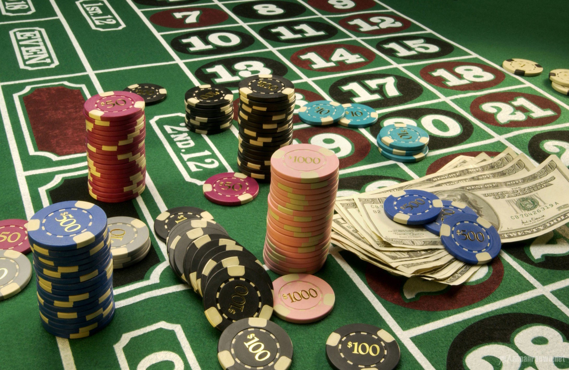 买彩票,极少数人“一夜暴富”,数百万人成病态赌徒,快戒了吧