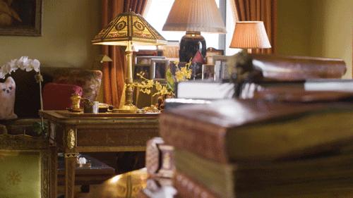 华尔街之狼卖证券片段,华尔街之狼现实主义