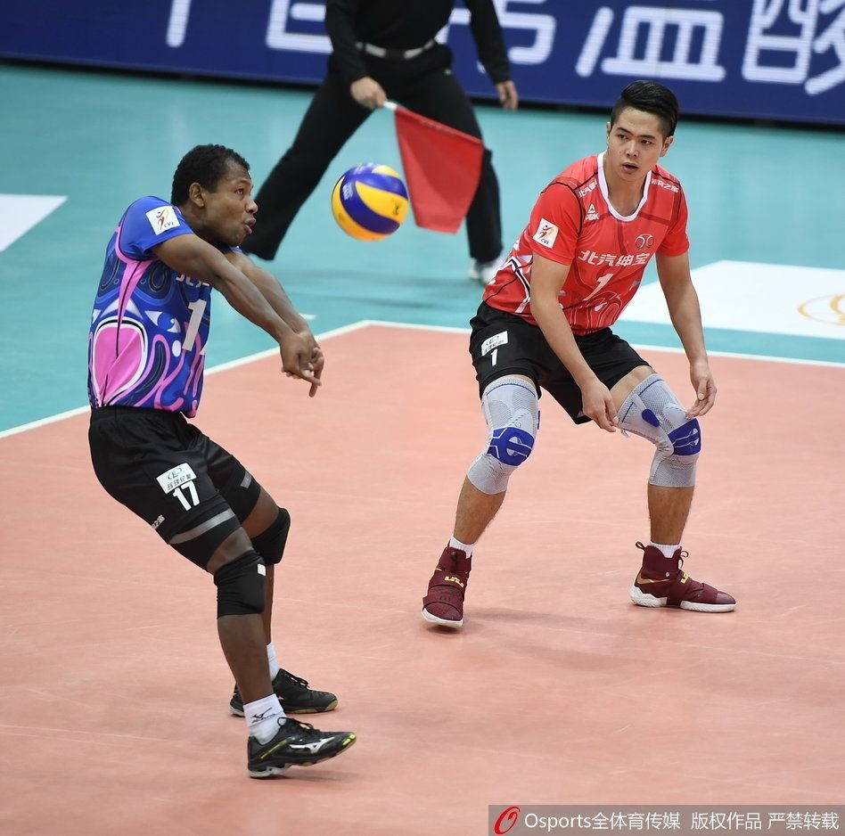 中国混血最多的4位明星,申花30岁混血后卫