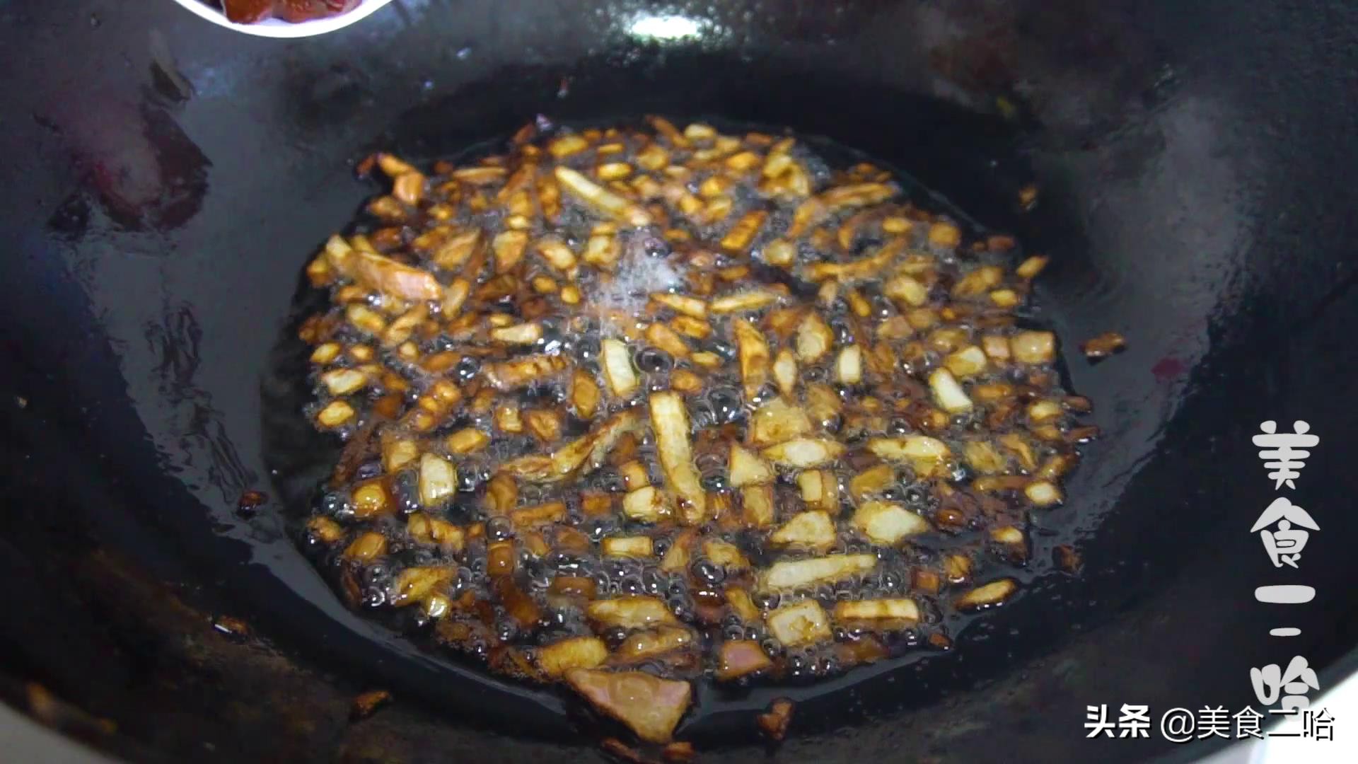 土家酱香饼怎么样做,土家酥脆酱香饼做法