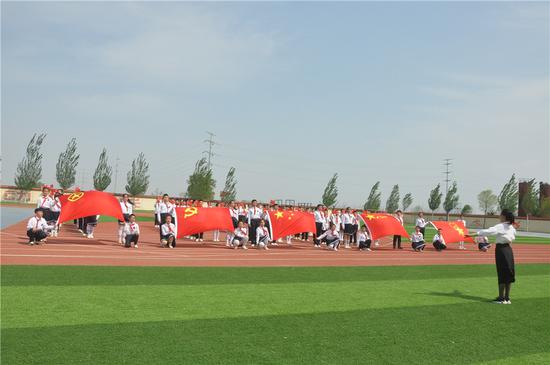 翰墨寄真情丹青颂英烈绘画线稿,翰墨寄真情丹青颂英烈简笔画