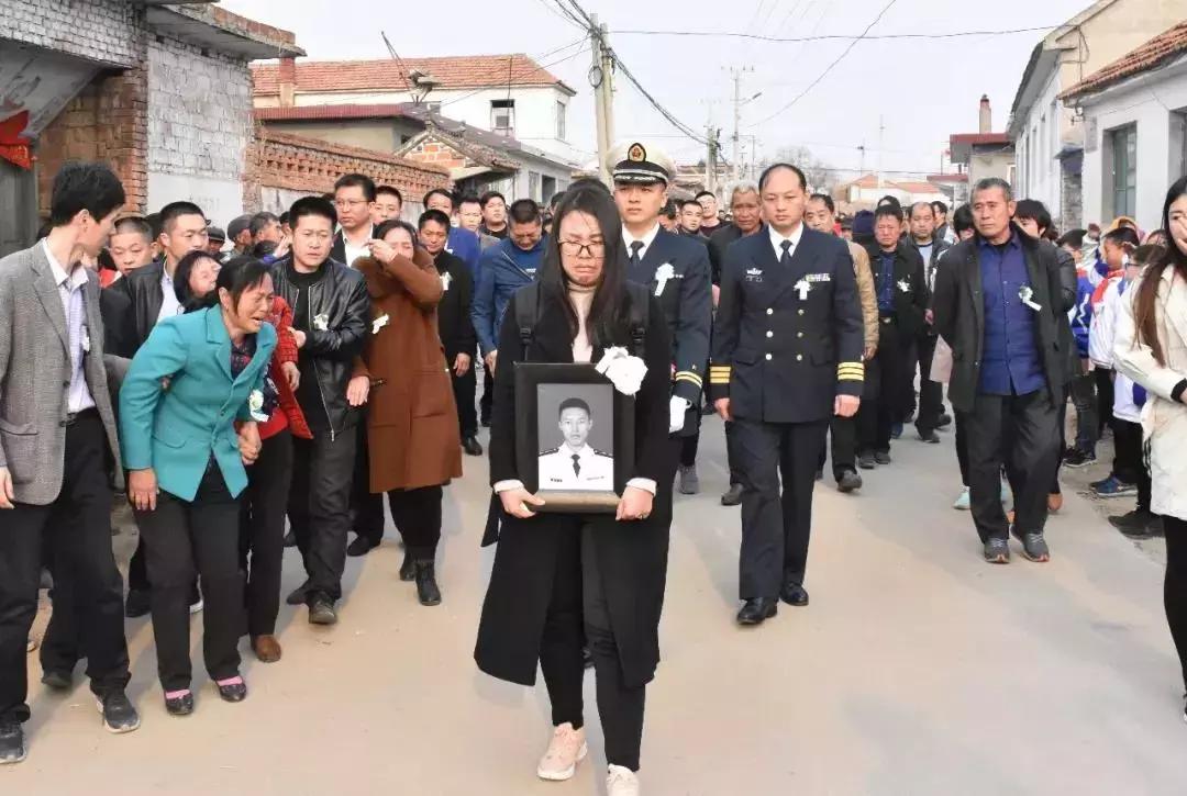 英雄走好逝者安息,英雄走好追悼会