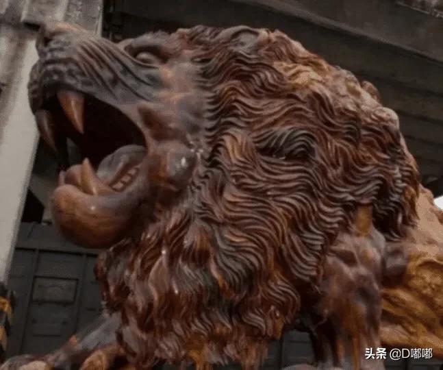 中国最大雄狮根雕,东方雄狮根雕300万