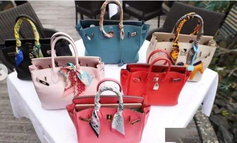 三十而已富太太圈照片,三十而已太太圈爱马仕片段