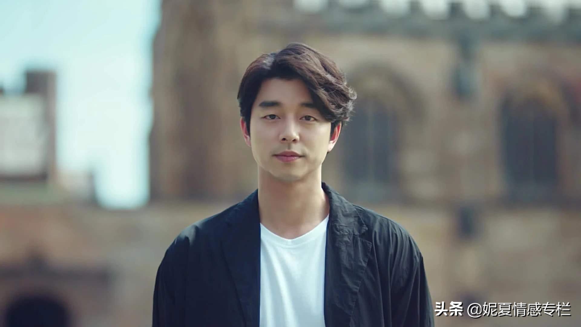 丈夫背着妻子帮弟弟给6万彩礼，去银行取钱，发现妻子留了一手