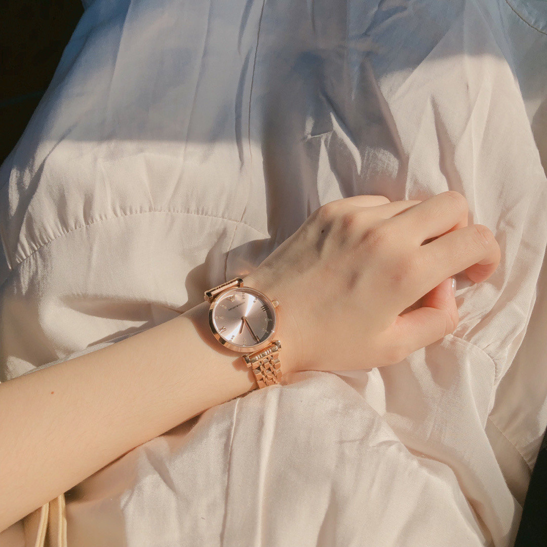 阿玛尼公认最好的三款女表,阿玛尼女表性价比高排行