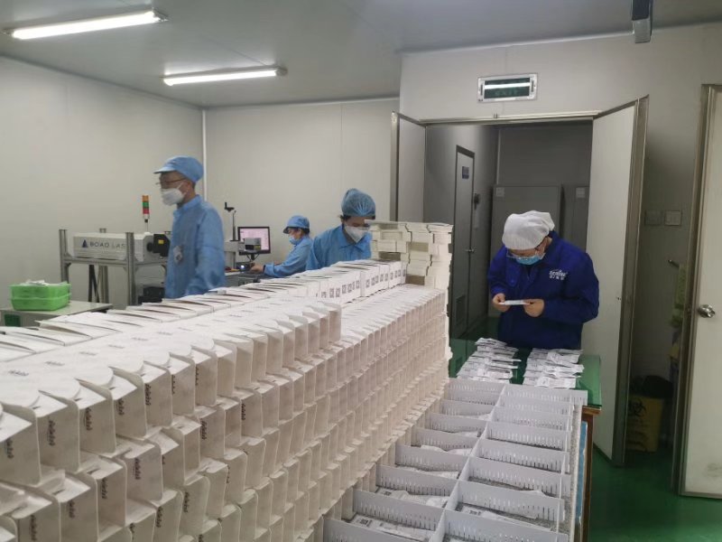 坚决打赢两场攻坚战,三场硬仗一起打