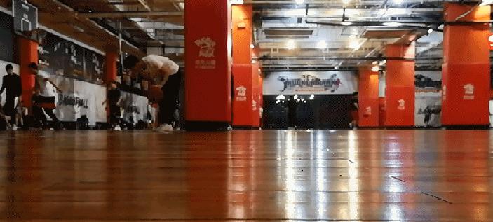 利拉德5最新款,利拉德5对比欧文5