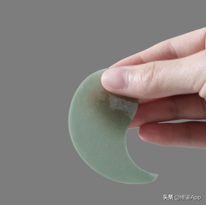 冻干眼膜贴了有白色粉末,眼膜敷完有两道白光