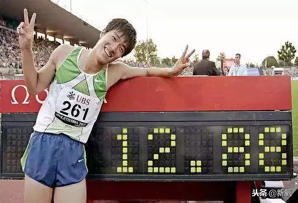 刘德华演唱会失声痛哭完整版后续,刘德华2018演唱会哭片段