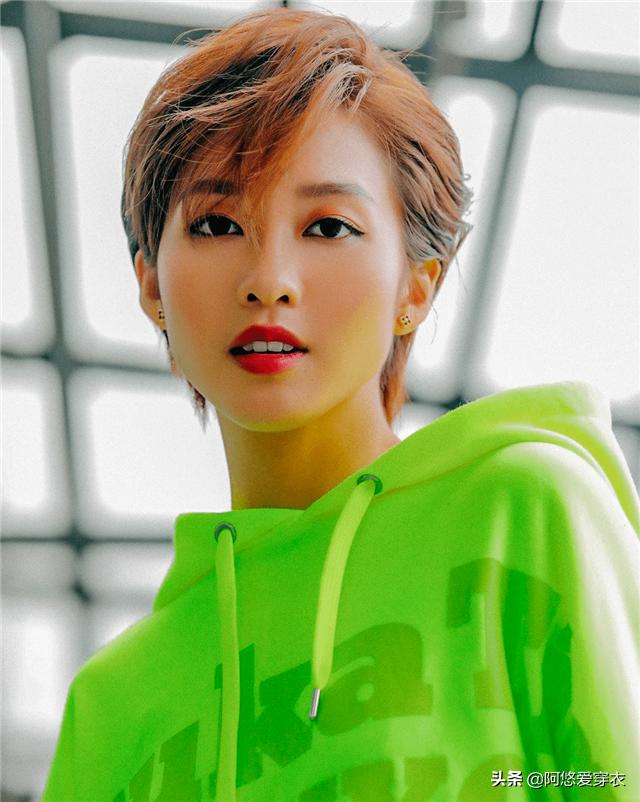 2018年流行的中年妈妈短发发型,中年女士头发少剪哪种短发好看