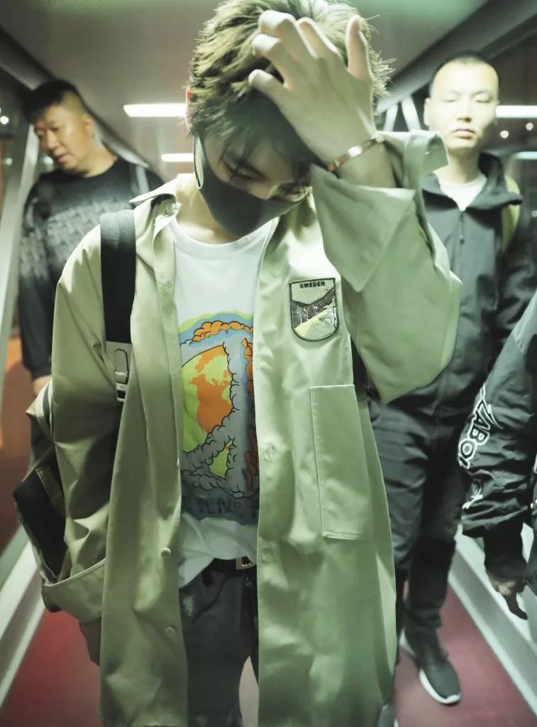 鹿晗吴世勋卡地亚手镯同款,卡地亚郑恺同款手镯