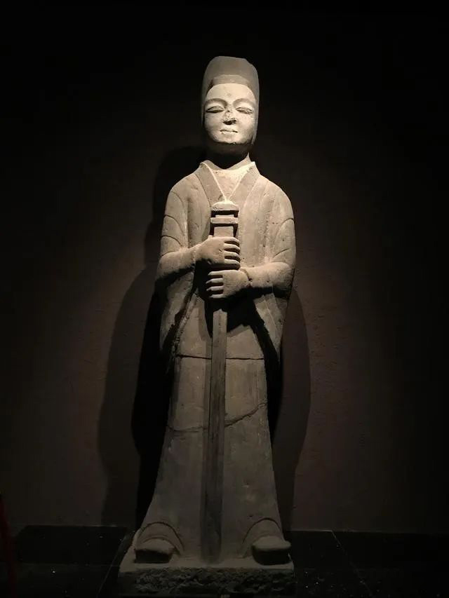 苟利国家生死以，岂因祸福避趋之——玉翁仲