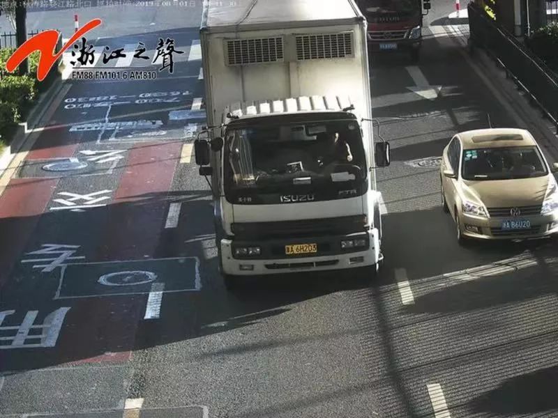 曝光！高清*码无**！这种车今年已造成杭州43人死亡