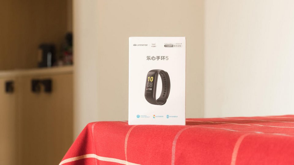 乐心智能手环5,乐心手环5怎样调时间