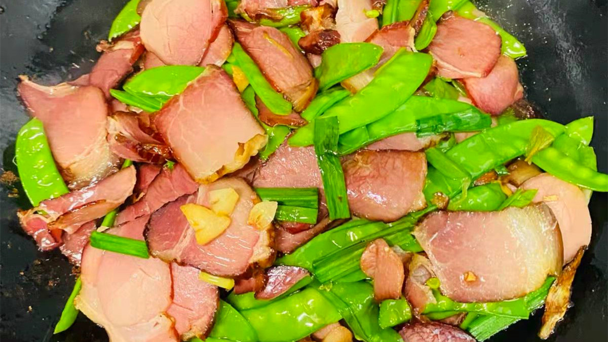 腌腊肉到底要不要洗了再晾晒,腌制咸腊肉晾晒前需要清洗吗