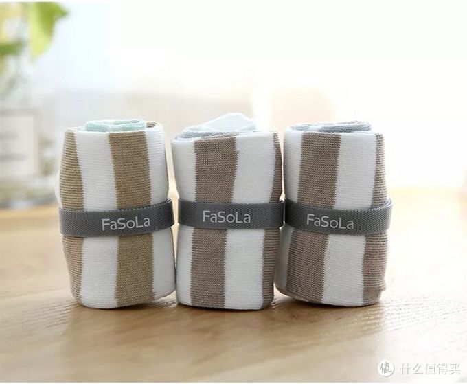 家里乱糟糟的数据线怎么收纳,家里各种数据线怎么收纳实用