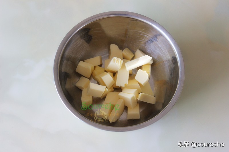 黄油蛋糕不塌陷的秘诀,做蛋糕黄油打发到什么状态