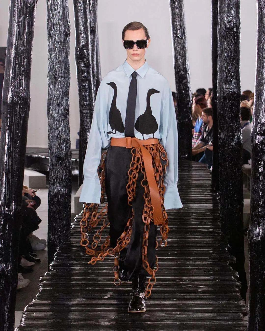 墨镜一戴谁都不爱时尚墨镜,推荐一款适合秋冬戴的墨镜