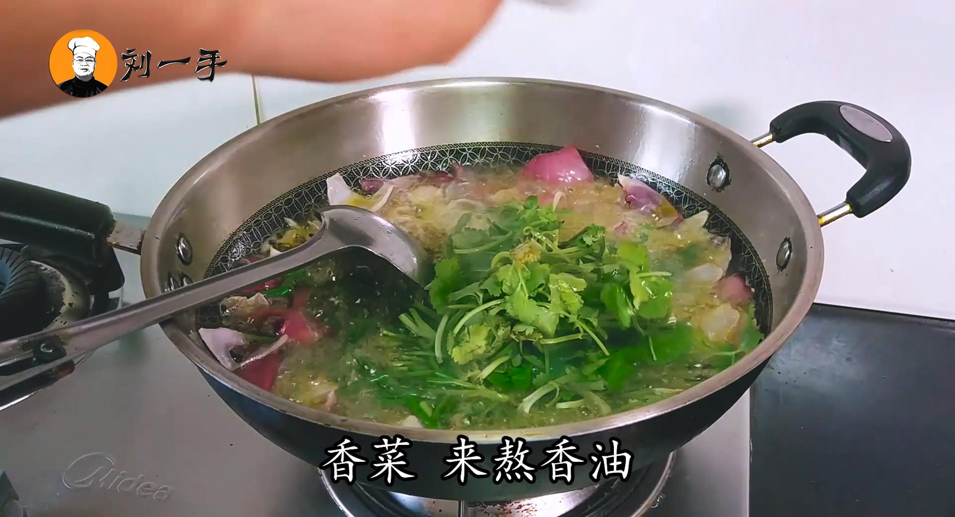 拌饭辣椒酱教学视频,教做下饭辣椒酱